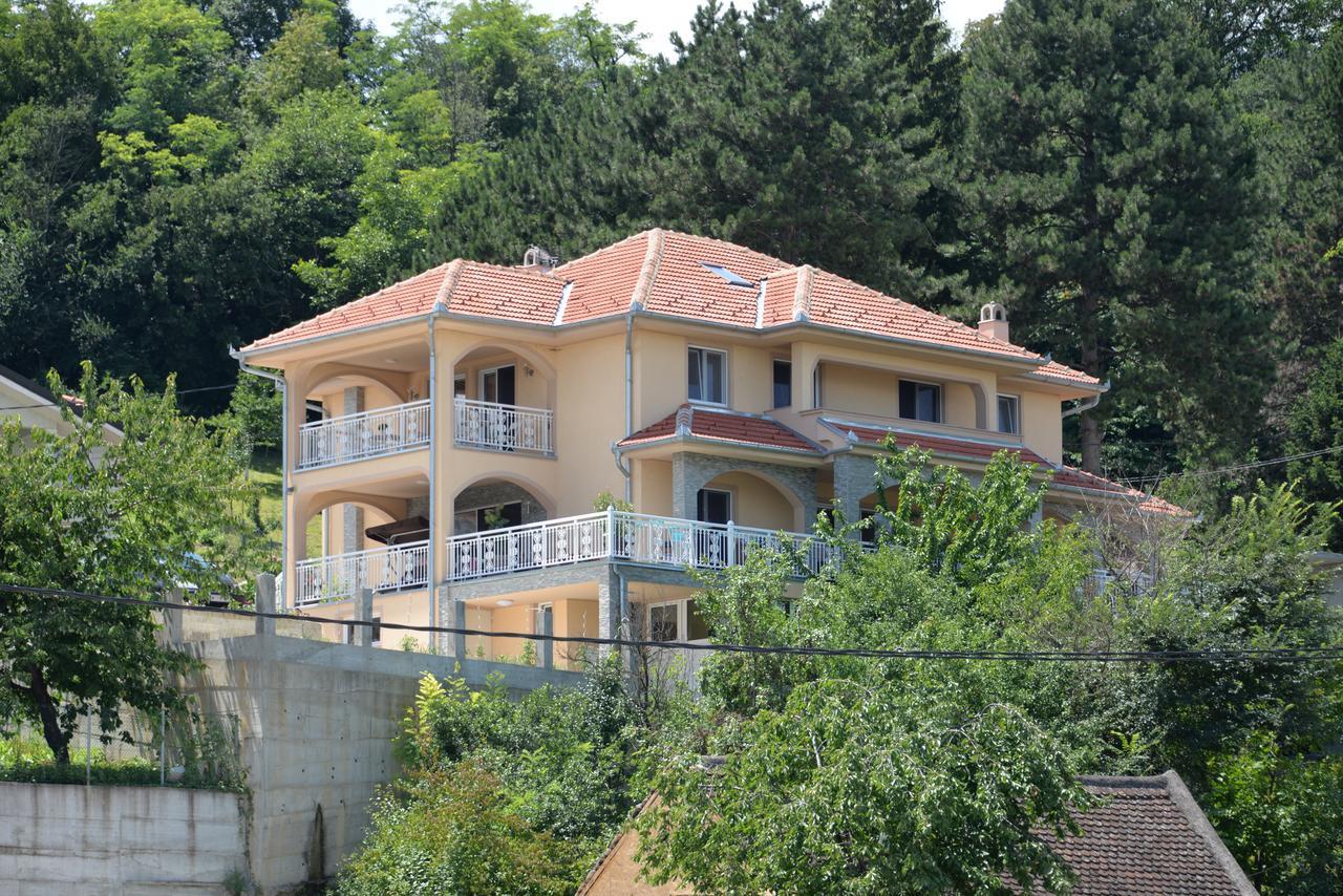 Apartmani "Marija" Голубац Экстерьер фото